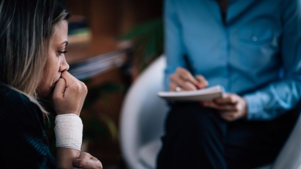 El papel del psic&oacute;logo en la rehabilitaci&oacute;n de adicciones
